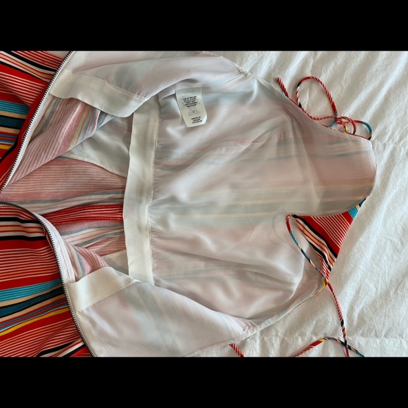 Alice + Olivia Lucie cropped wide leg halter striped belted jumpsuit - Picture 7 of 9